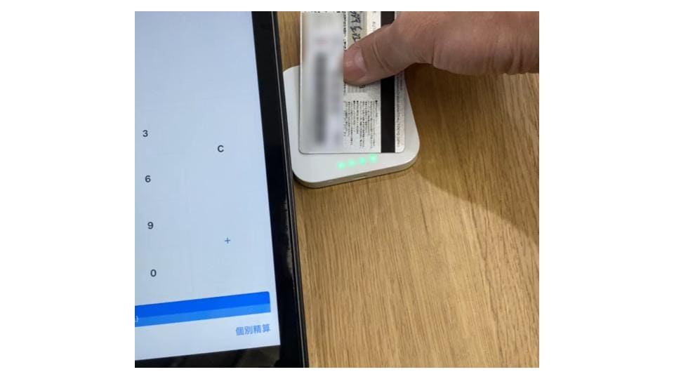 Squareのクレジットカードによるタッチ決済